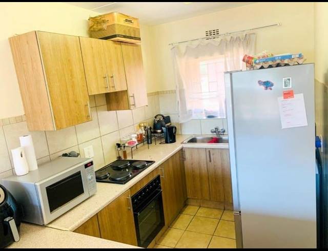 2 BEDROOM APARTMENT FOR SALE IN FLORIDA